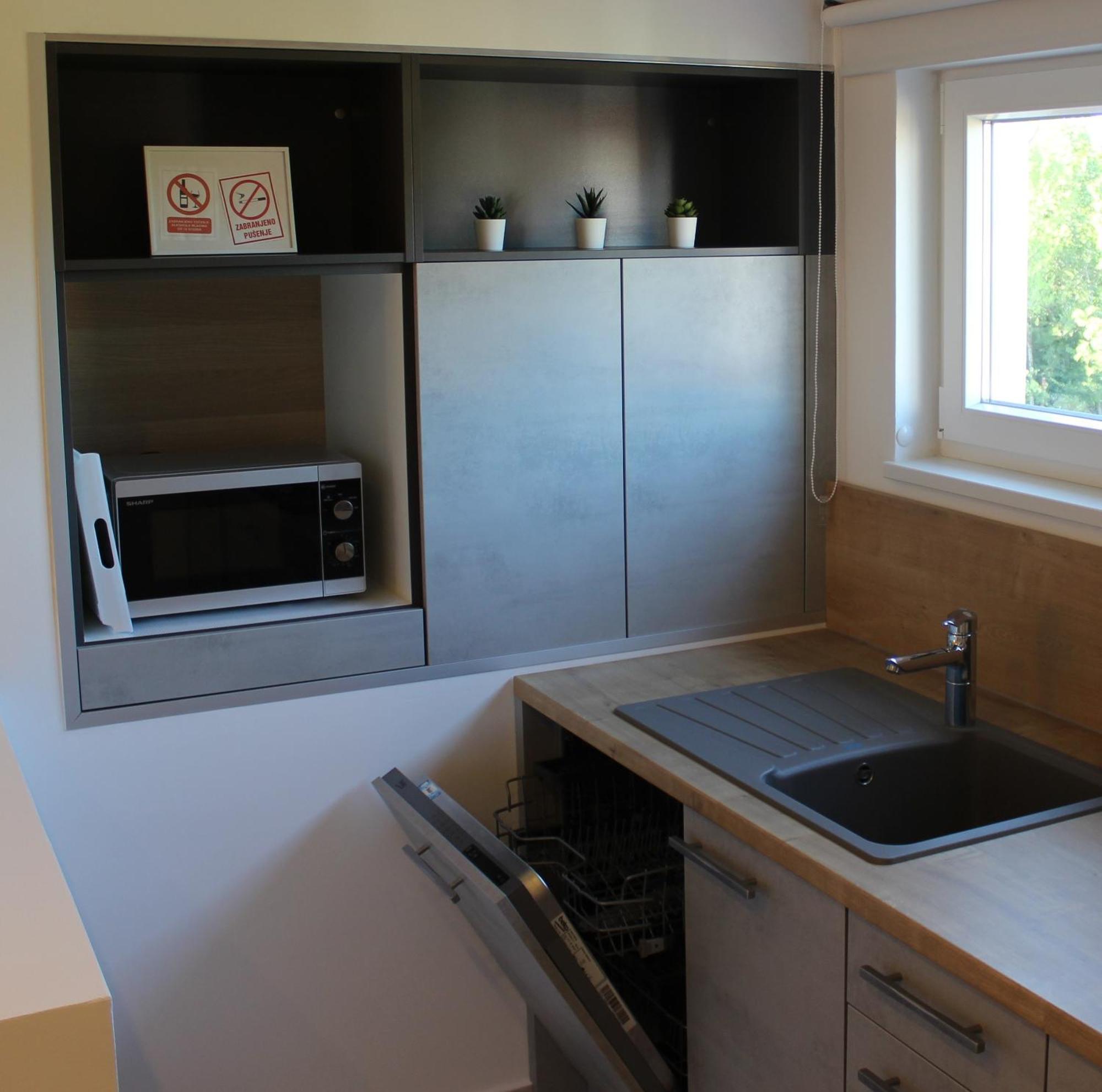 Apartments With A Parking Space Valbandon, Fazana - 7296 Stinjan Room photo